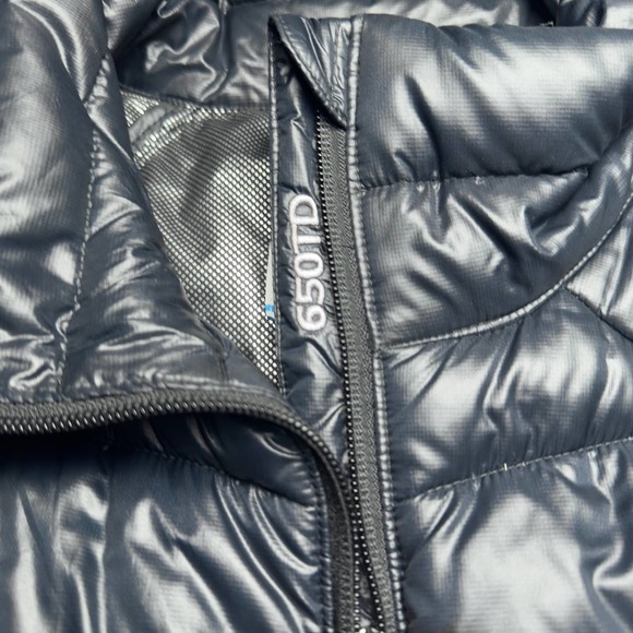 Columbia | Women | 650TD Omni Heat Navy Blue Radial Down Puffer Jacket | Large - Picture 10 of 15